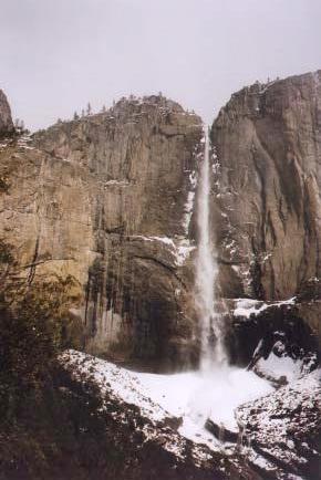 Upper Yosemite Fall from the trail